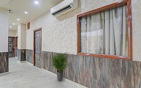 Townhouse 1150 Hotel Dayal Palace